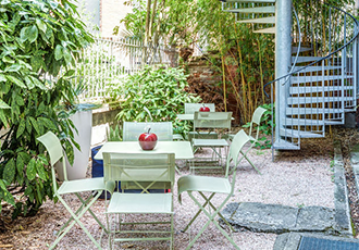 espace de coworking avec jardin a toulouse